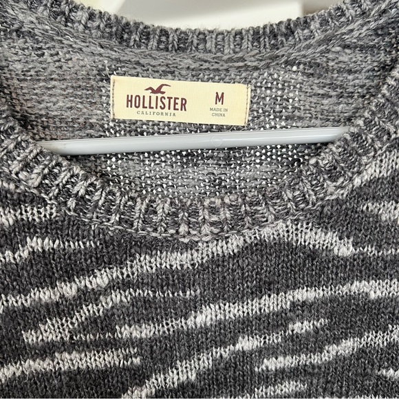 Hollister Gray Tiger Print Cropped Sweater - Picture 3 of 6